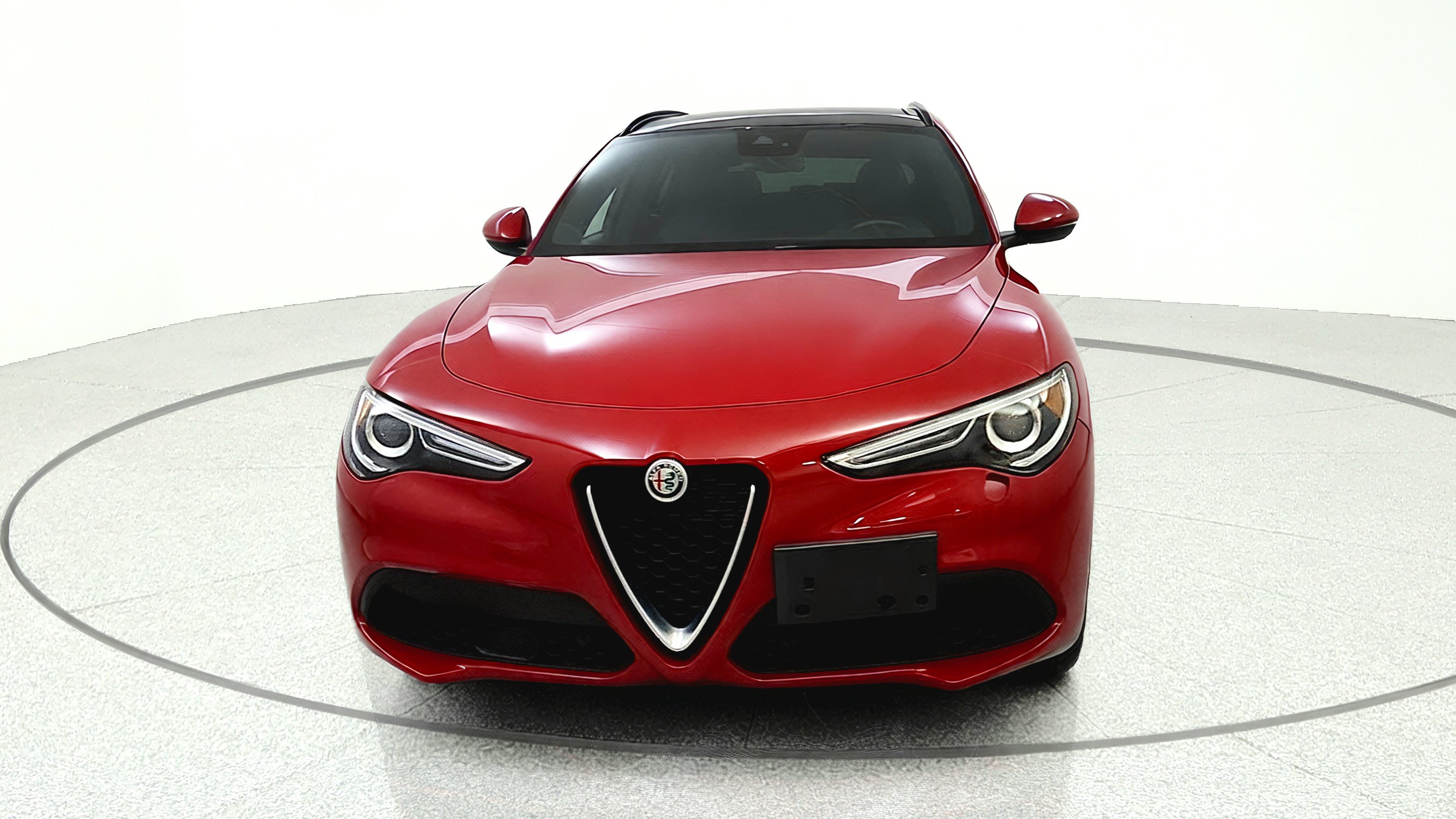 Used 2022 Alfa Romeo Stelvio Ti AWD/4WD image 2