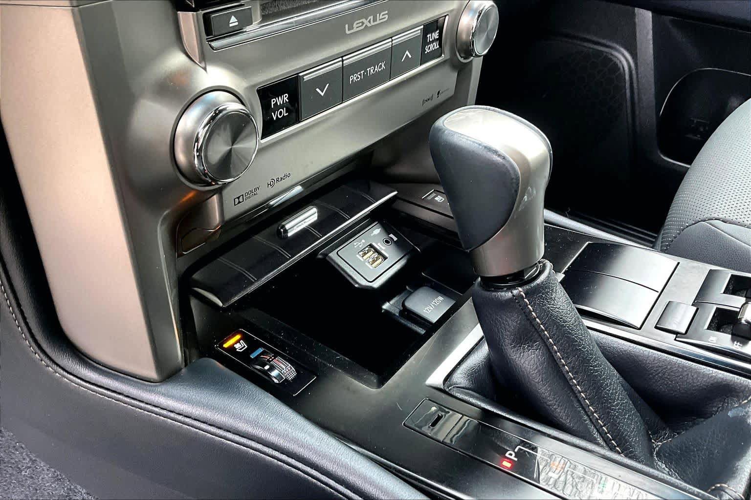 Used 2020 Lexus GX 460 Premium w/ Premium Package AWD/4WD image 35