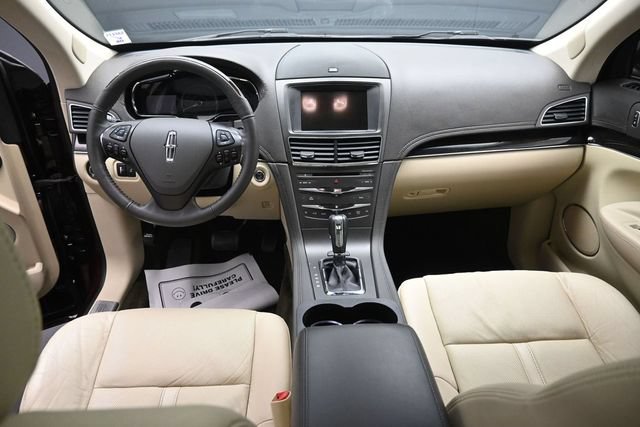 Certified 2019 Lincoln MKT AWD image 22