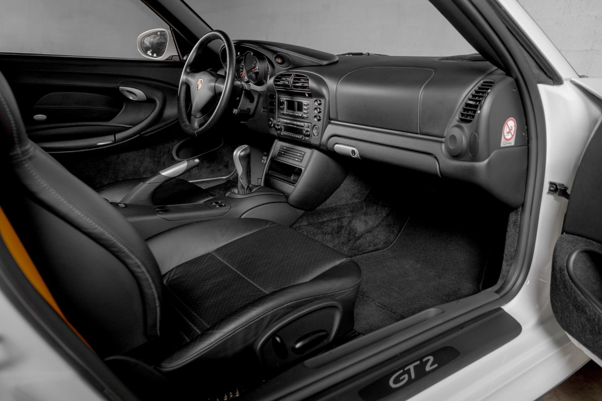 Used 2004 Porsche 911 GT2 RWD image 17