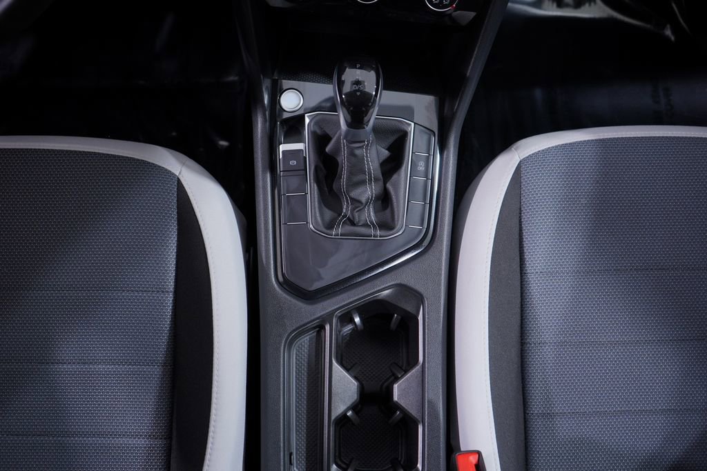 Used 2025 Volkswagen Taos S FWD image 13