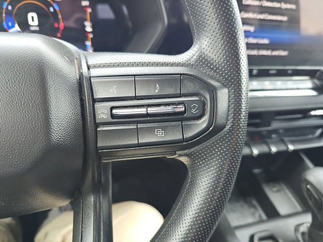 Used 2023 Chevrolet Colorado W/T image 40