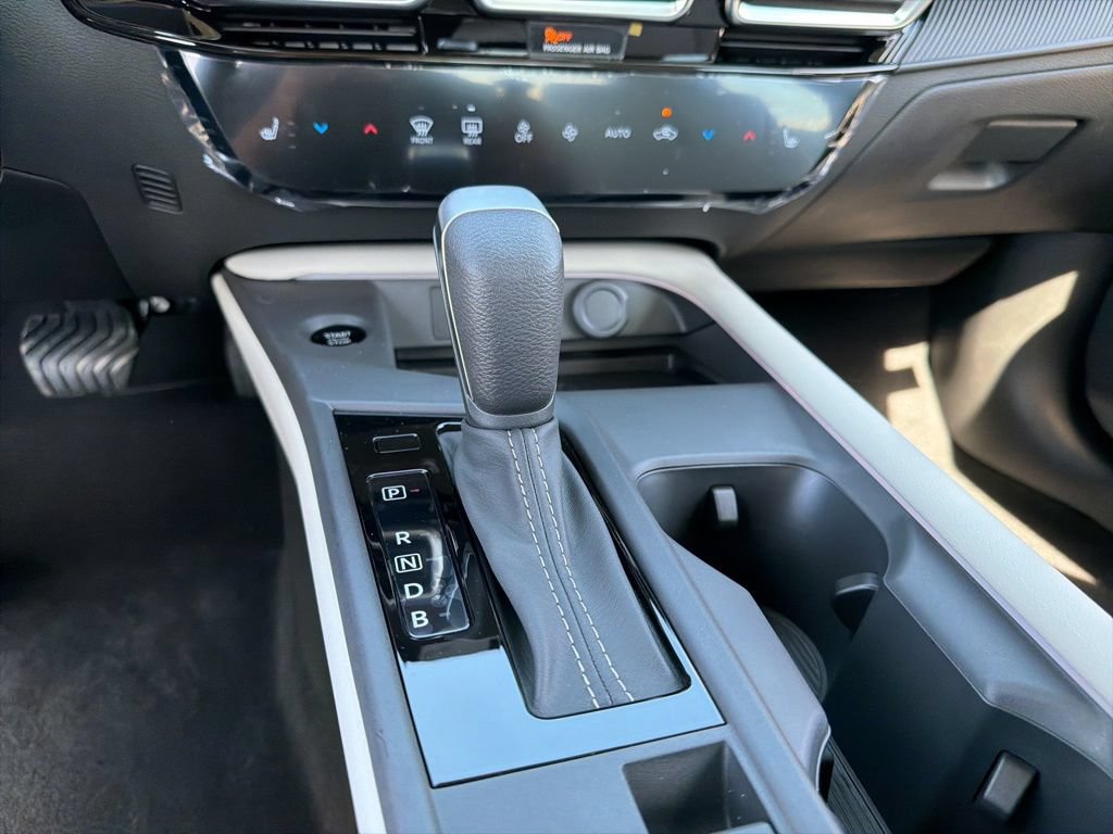New 2026 Nissan Sentra SL w/ Floor Mat Package FWD image 12