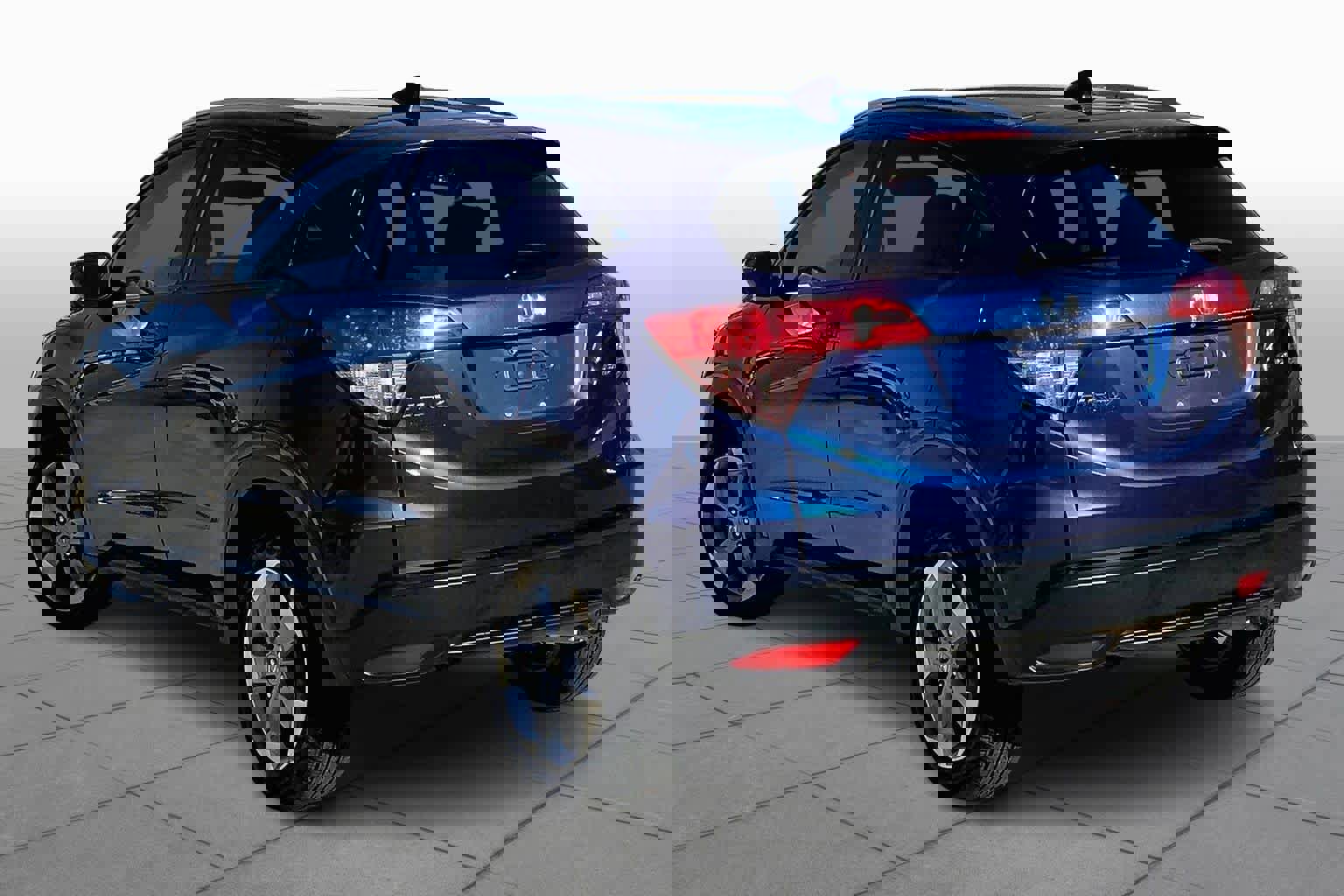 Used 2016 Honda HR-V EX-L image 12