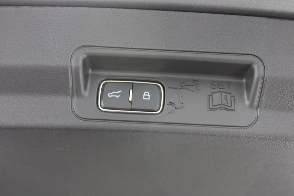 New 2026 Ford Explorer Active w/ Active Comfort Package image 15