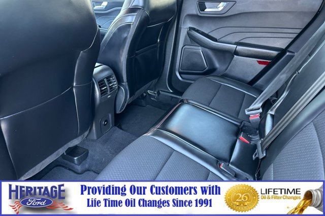Used 2024 Ford Escape ST-Line AWD/4WD image 12