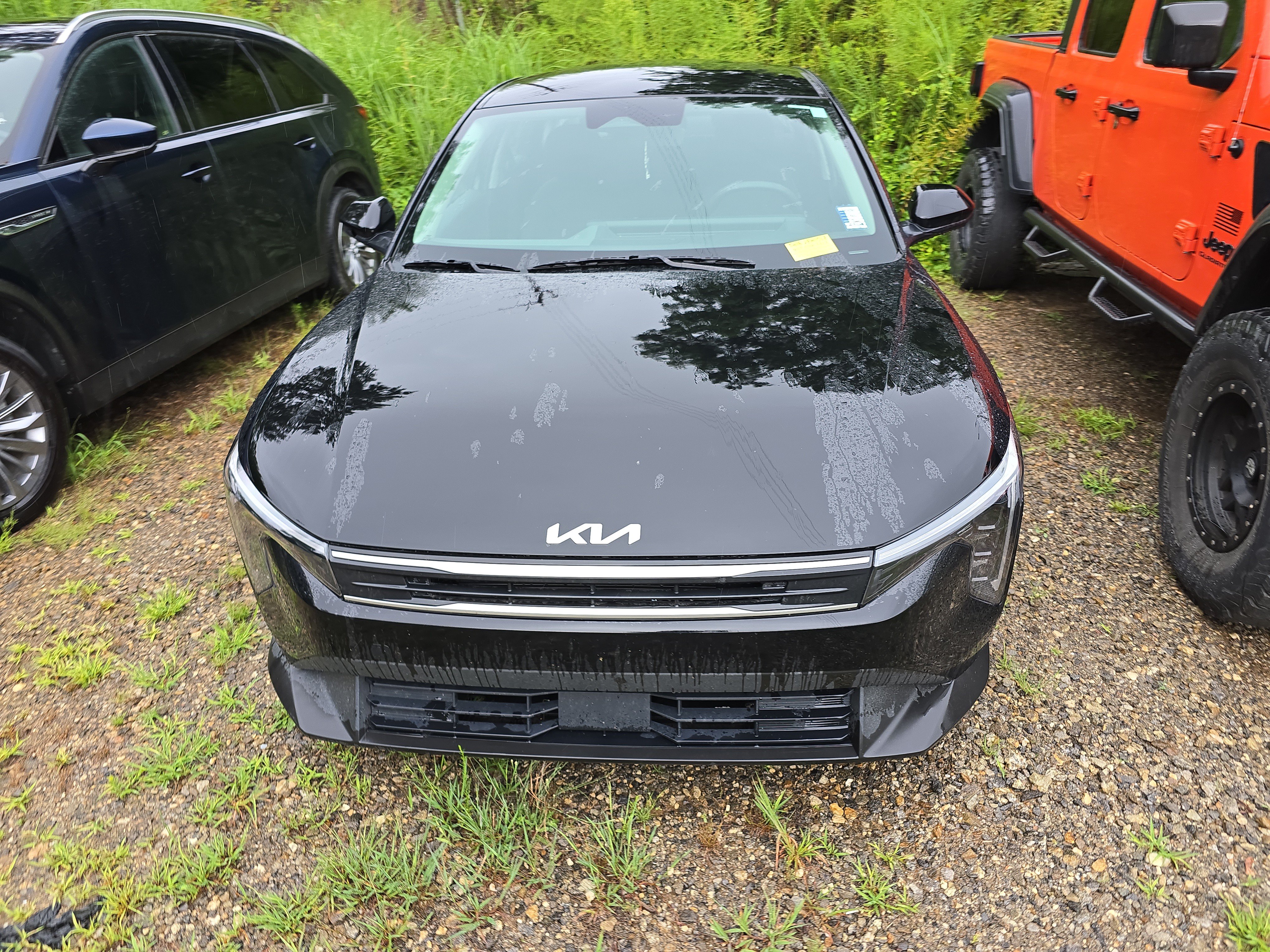 Used 2025 Kia K4 FWD image 2
