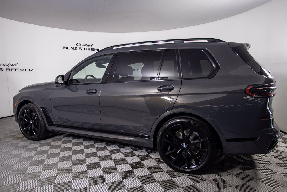 Used 2026 BMW X7 xDrive40i w/ M Sport Package AWD/4WD image 13