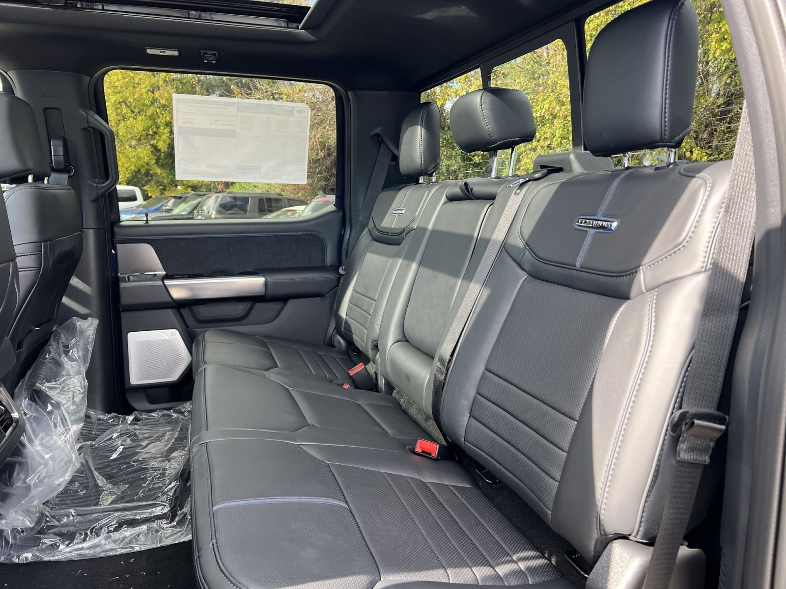 New 2026 Ford F450 Platinum w/ FX4 Off-Road Package image 24