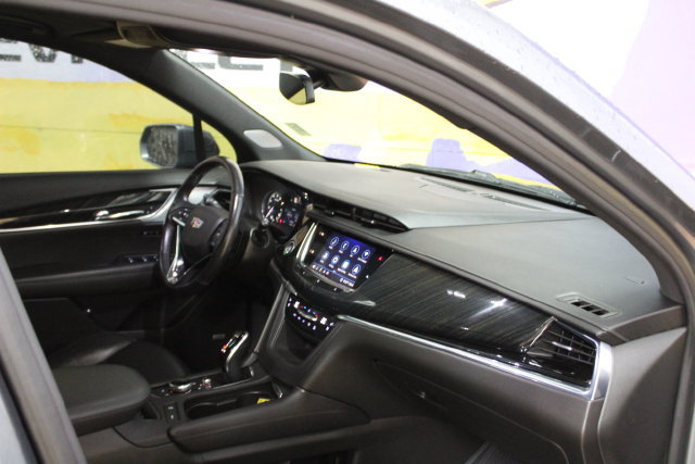 Used 2020 Cadillac XT6 Premium Luxury AWD/4WD image 12