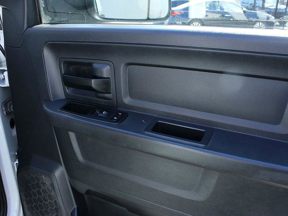 Used 2012 RAM 5500 4x4 Crew Cab w/ Cold Weather Group image 27