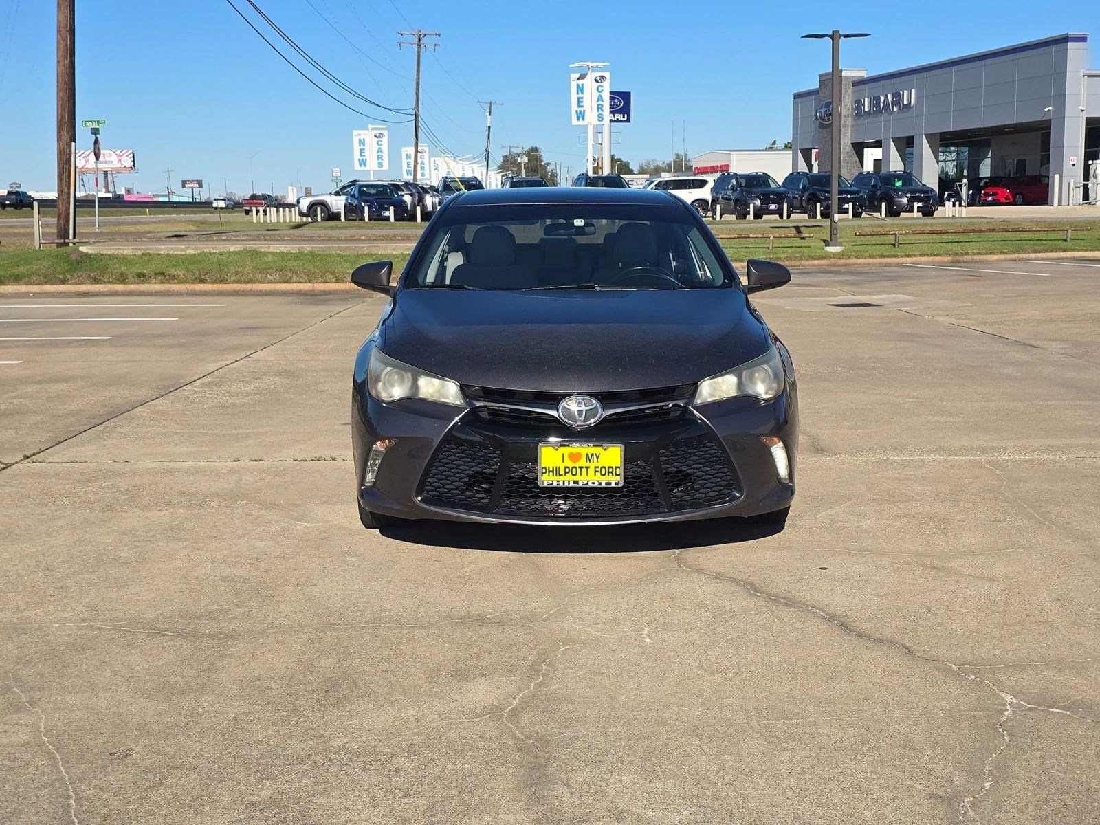 Used 2016 Toyota Camry XSE image 6