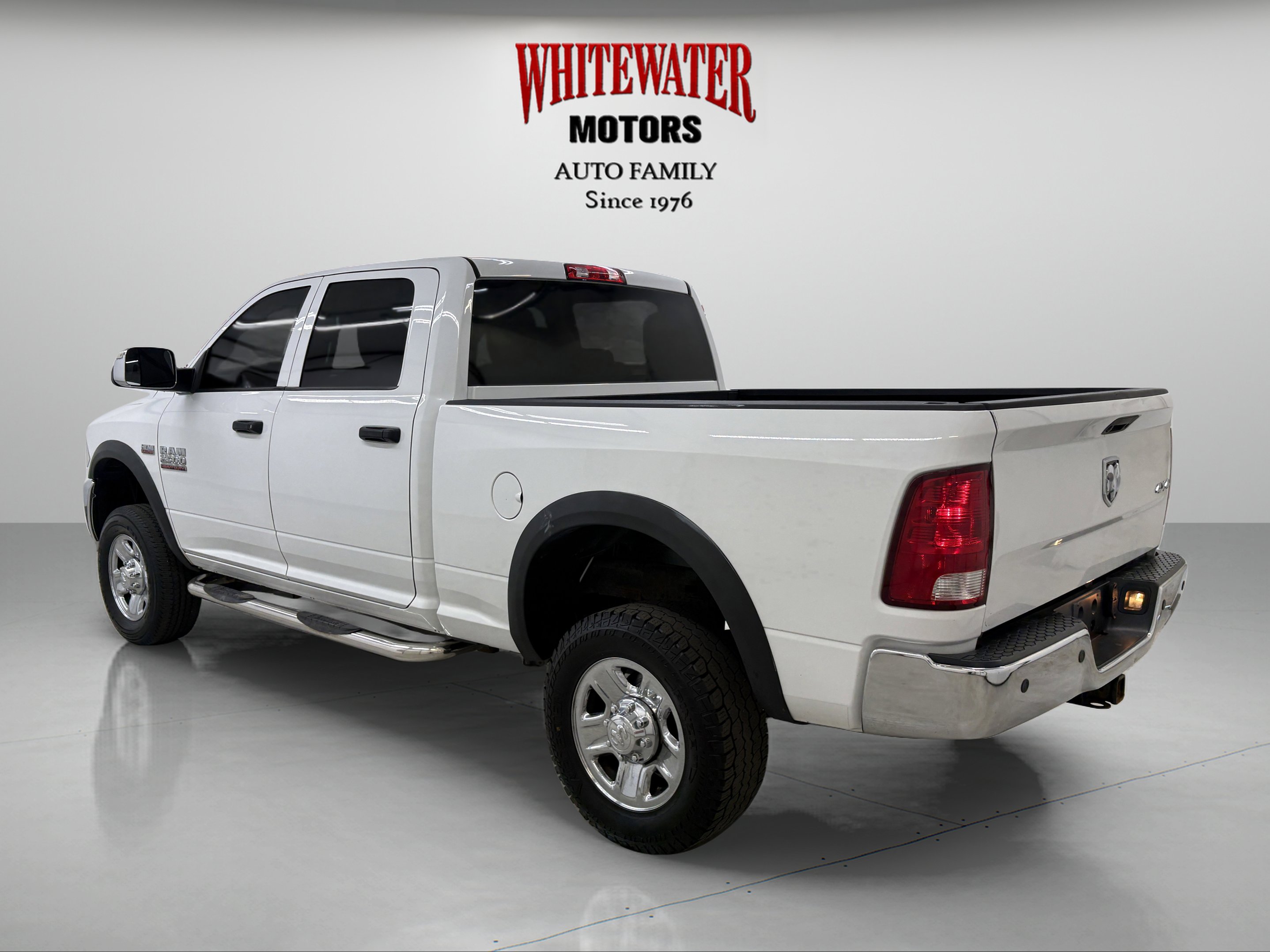 Used 2014 RAM 2500 Tradesman w/ Chrome Appearance Group image 2