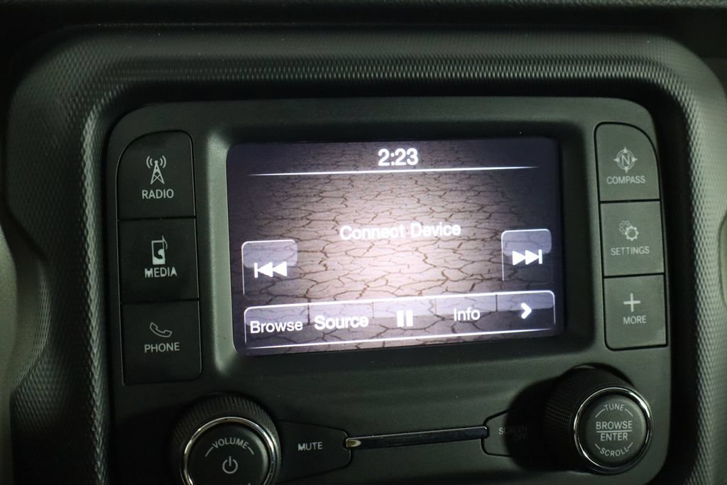 Used 2021 Jeep Wrangler Sport AWD/4WD image 30