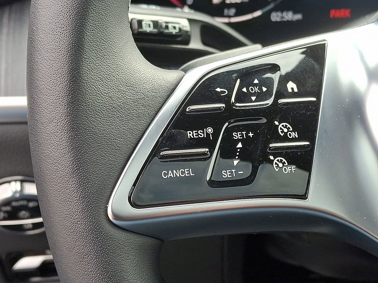 Certified 2025 Mercedes-Benz GLC 300 4MATIC image 21