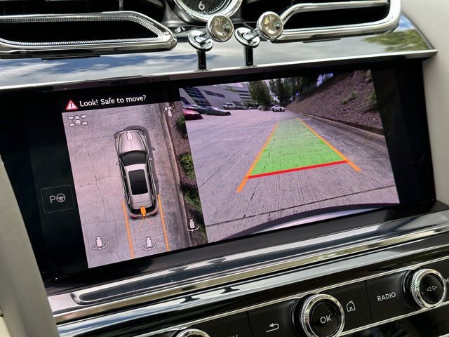 New 2024 Bentley Bentayga Extended Wheelbase image 22