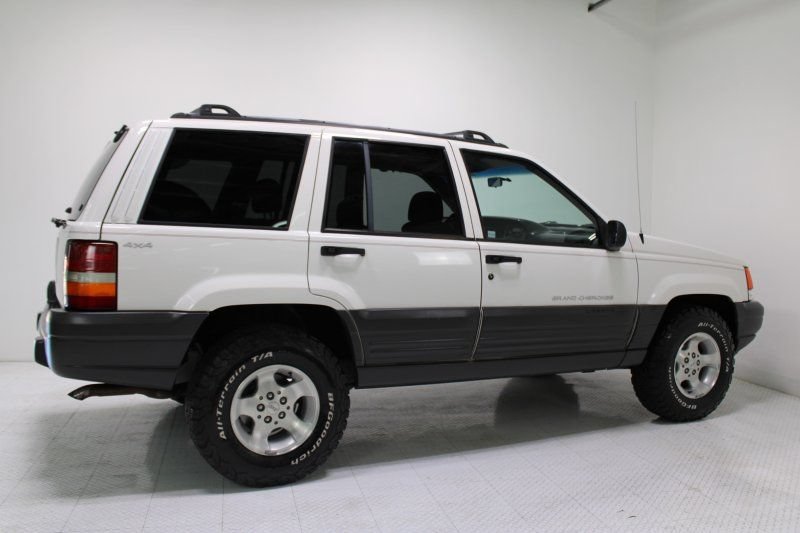 Used 1997 Jeep Grand Cherokee Laredo AWD/4WD image 9