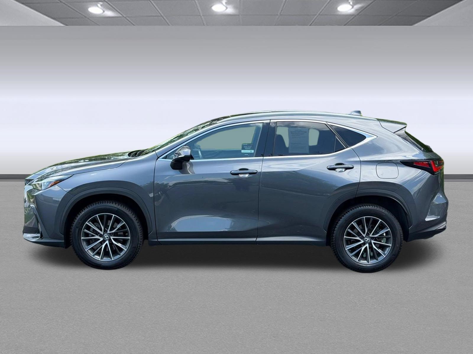 Certified 2022 Lexus NX 250 AWD image 2