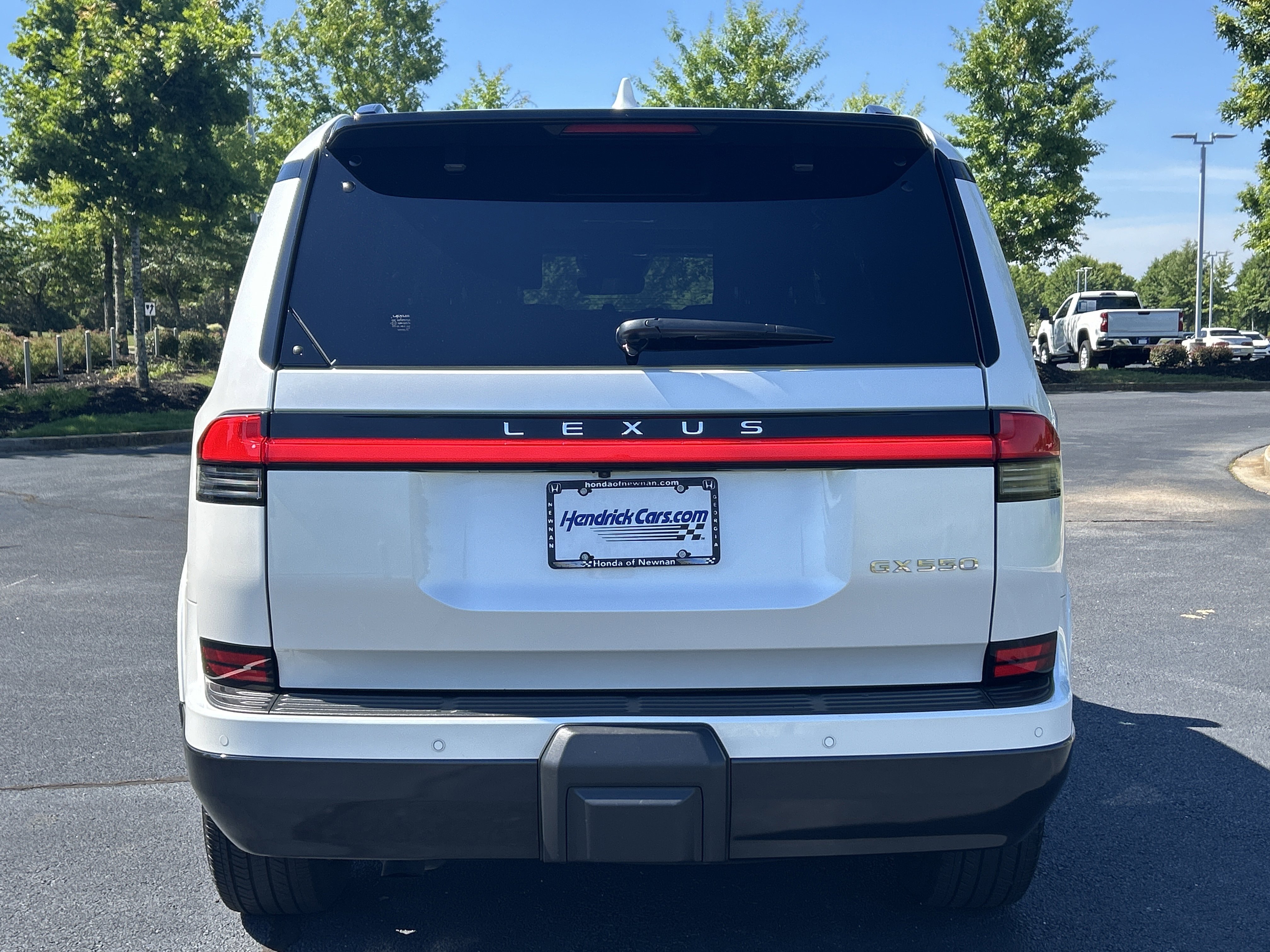Used 2024 Lexus GX 550 w/ Cold Area Package AWD/4WD image 8