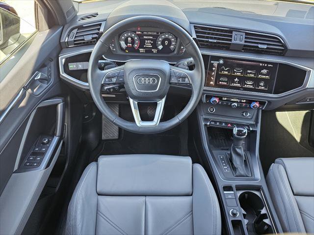 Certified 2025 Audi Q3 2.0T Premium w/ Convenience Package AWD/4WD image 5
