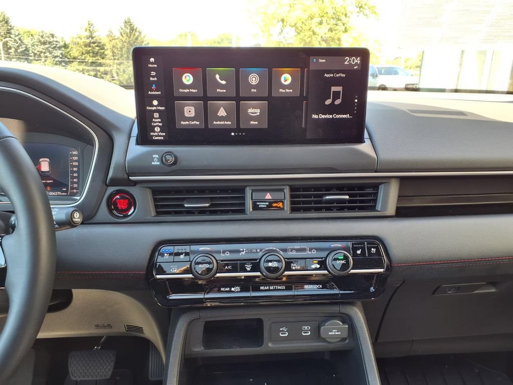 Used 2026 Honda Pilot Black Edition image 16