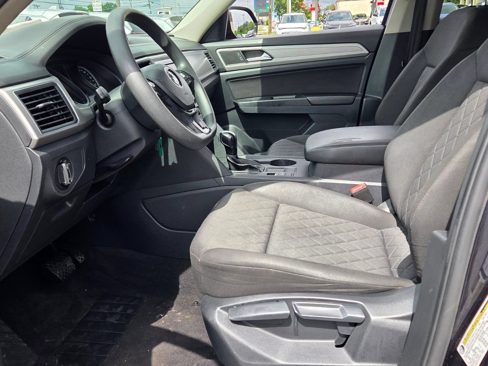 Used 2018 Volkswagen Atlas S FWD image 5