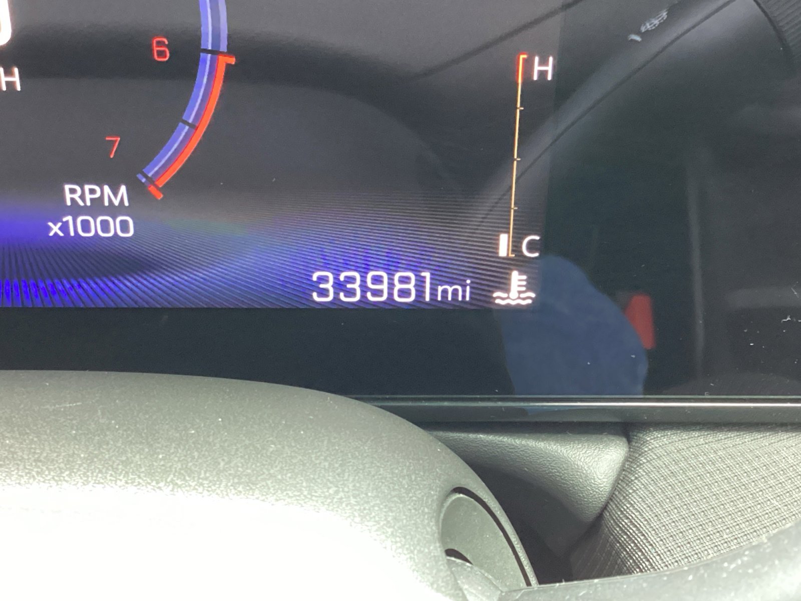 Used 2024 Chevrolet TrailBlazer LT w/ Driver Confidence Package FWD image 3