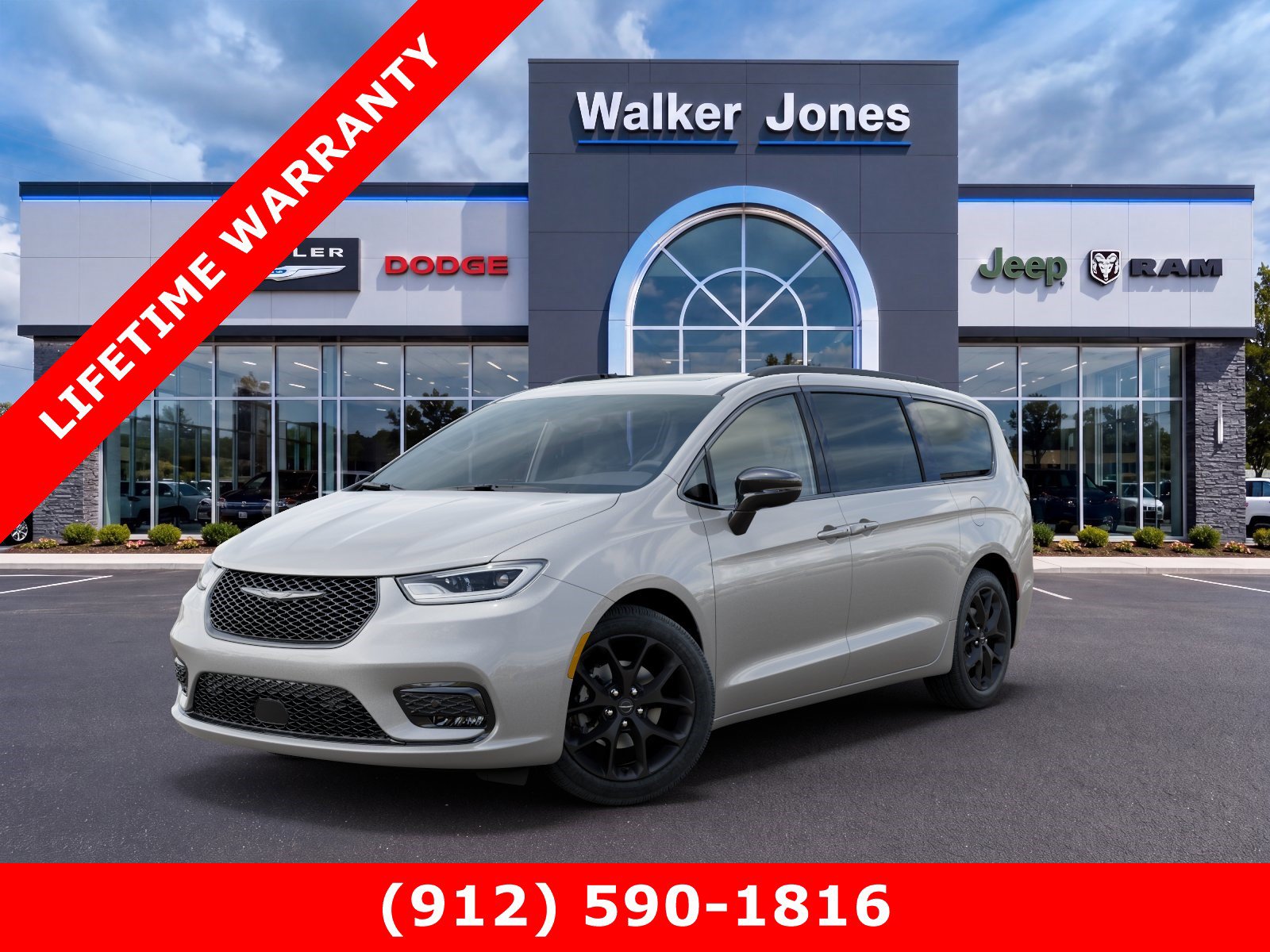 New 2026 Chrysler Pacifica Limited w/ S Appearance Package