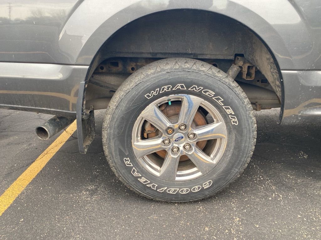 Used 2019 Ford F150 XLT w/ Max Trailer Tow Package image 8