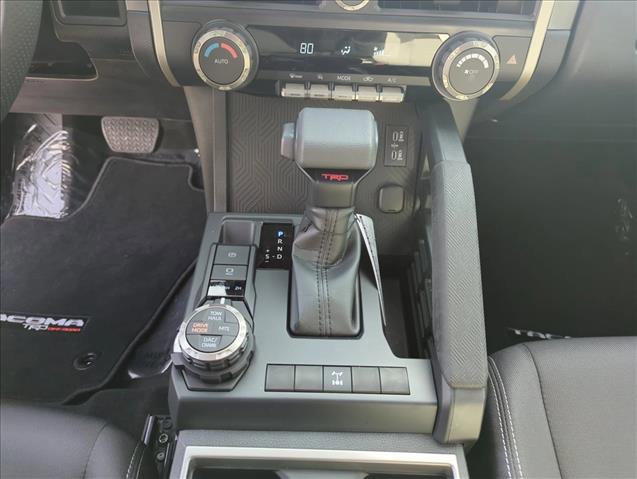 Certified 2025 Toyota Tacoma TRD Off-Road image 15