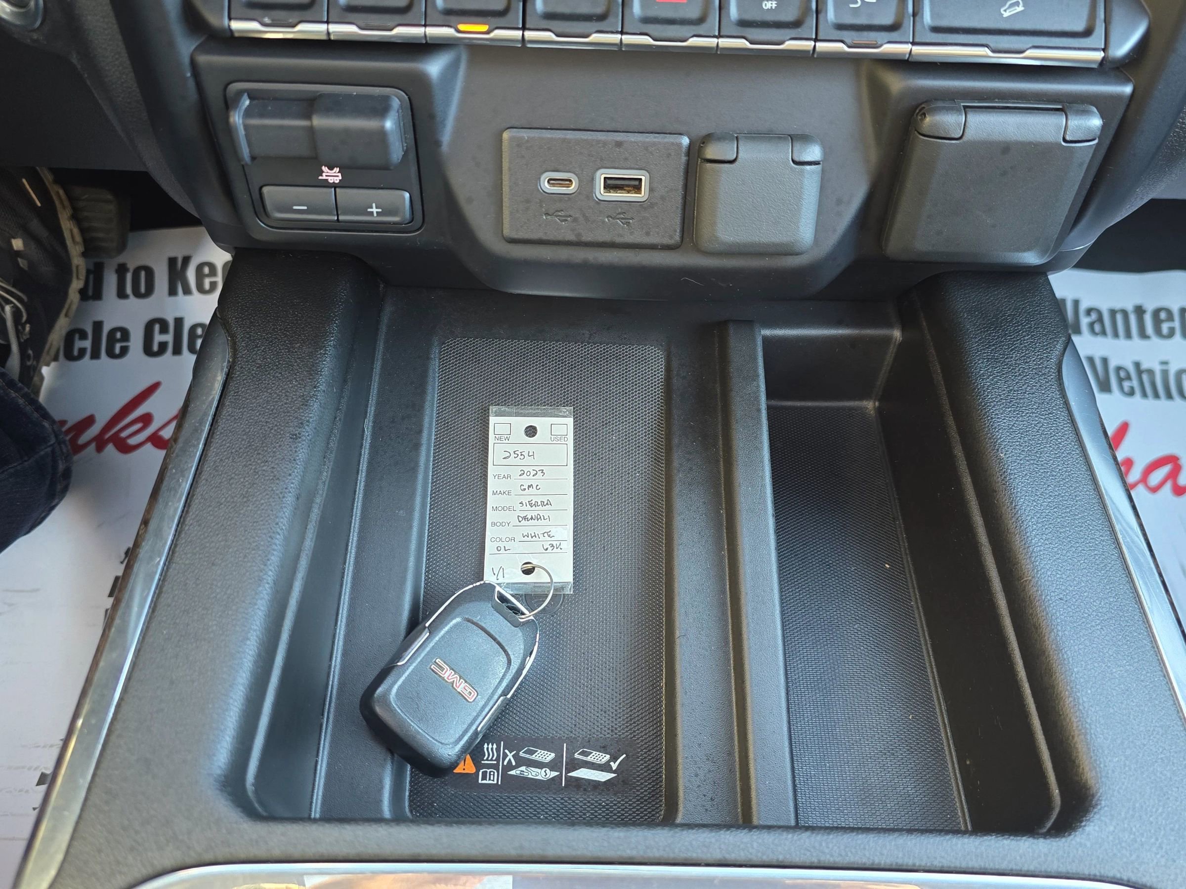 Used 2023 GMC Sierra 2500 Denali w/ Denali Ultimate Package image 29