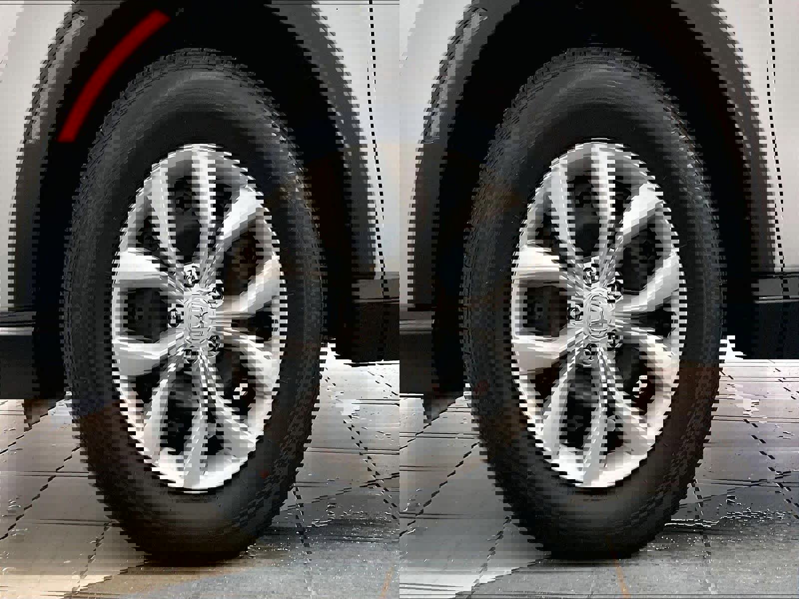 Used 2025 Honda CR-V LX image 7