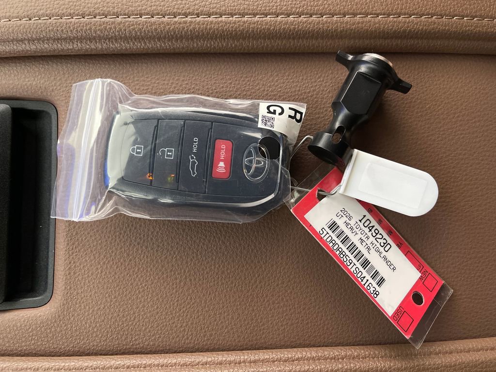 New 2026 Toyota Grand Highlander AWD Hybrid image 24