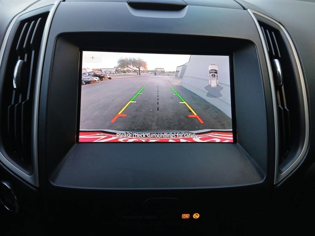 Used 2019 Ford Edge SEL w/ Equipment Group 201A image 9