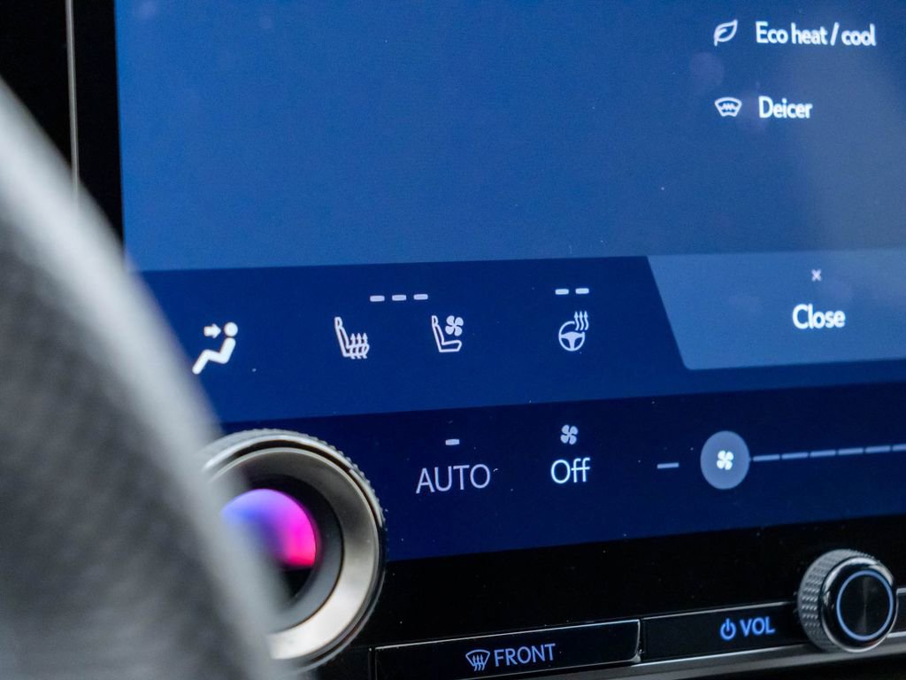 Used 2024 Lexus TX 500h AWD w/ Technology Package image 29