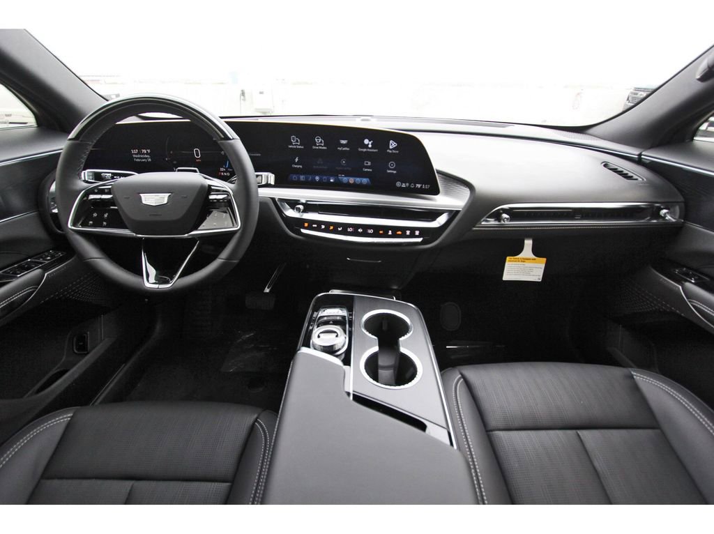 New 2026 Cadillac Lyriq Sport image 9