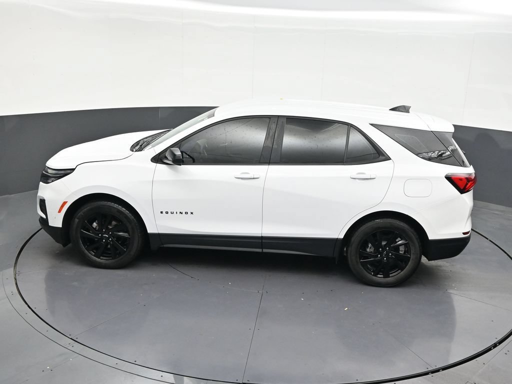 Used 2024 Chevrolet Equinox LS w/ Sport Edition FWD image 17