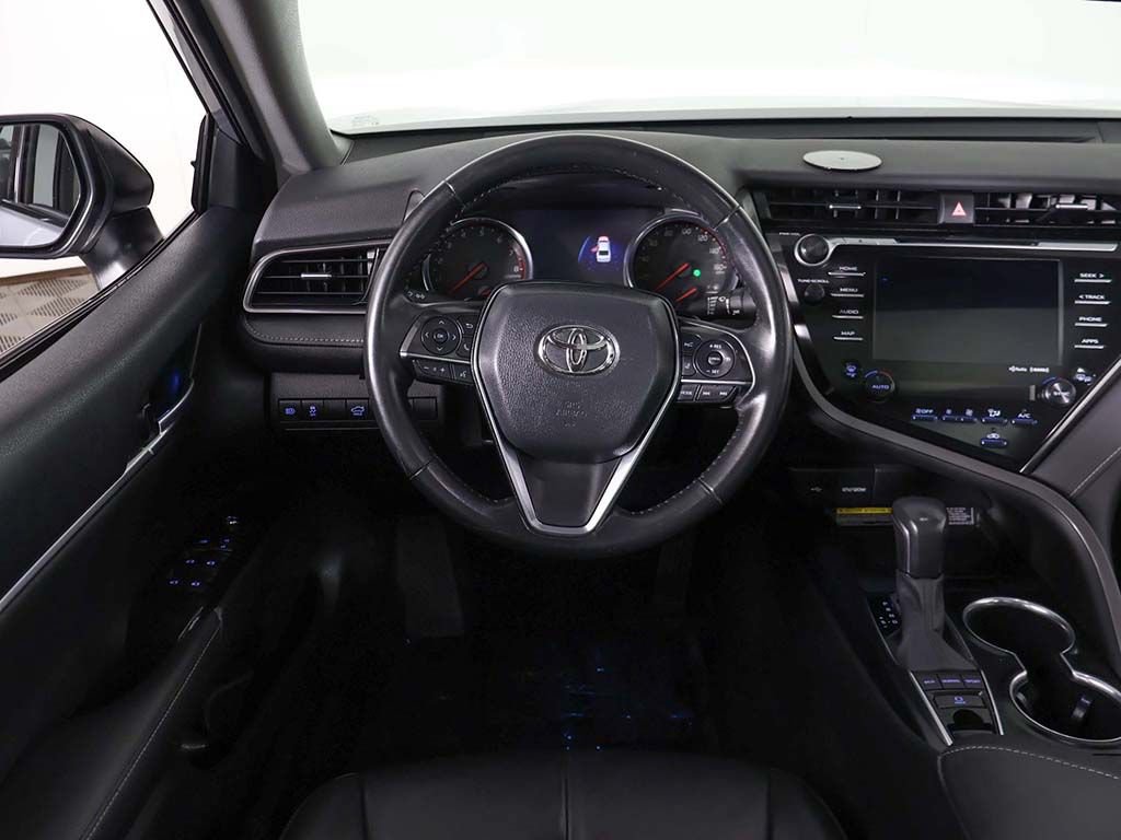 Used 2020 Toyota Camry XSE FWD image 35