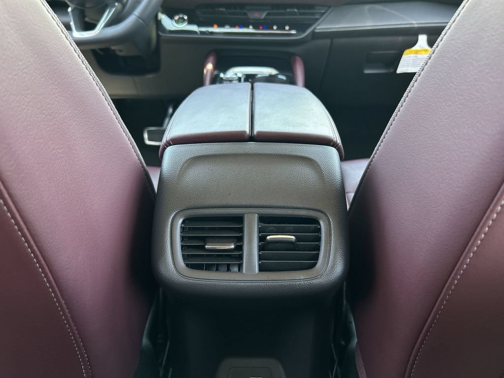 Used 2025 Buick Envision Sport Touring AWD/4WD image 22