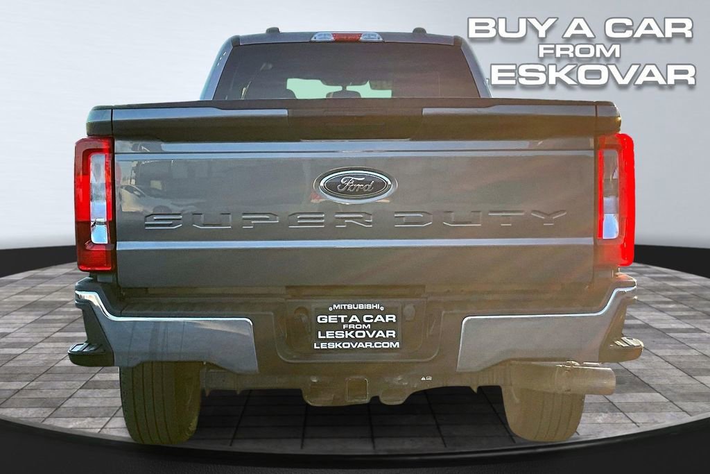 Used 2024 Ford F250 XLT image 4
