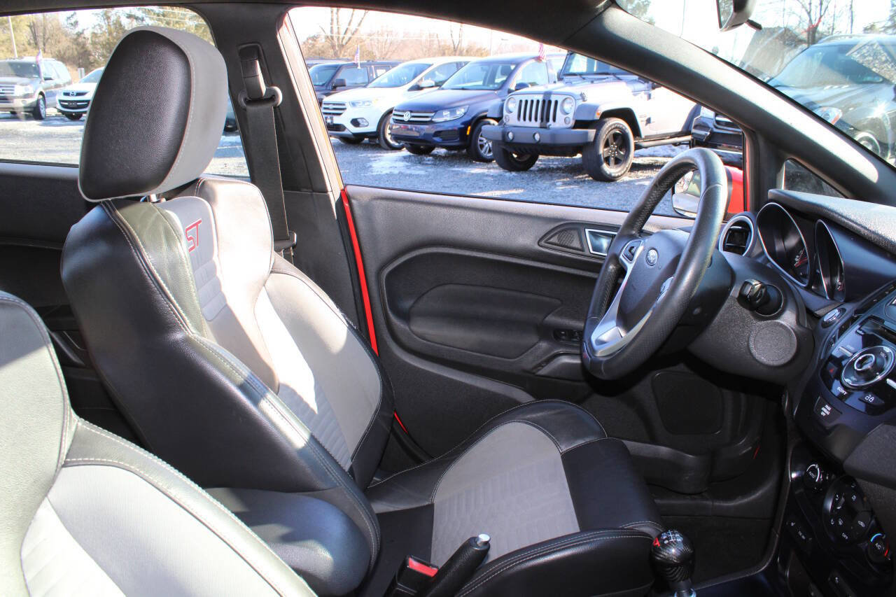 Used 2014 Ford Fiesta ST w/ ST Recaro Package image 11
