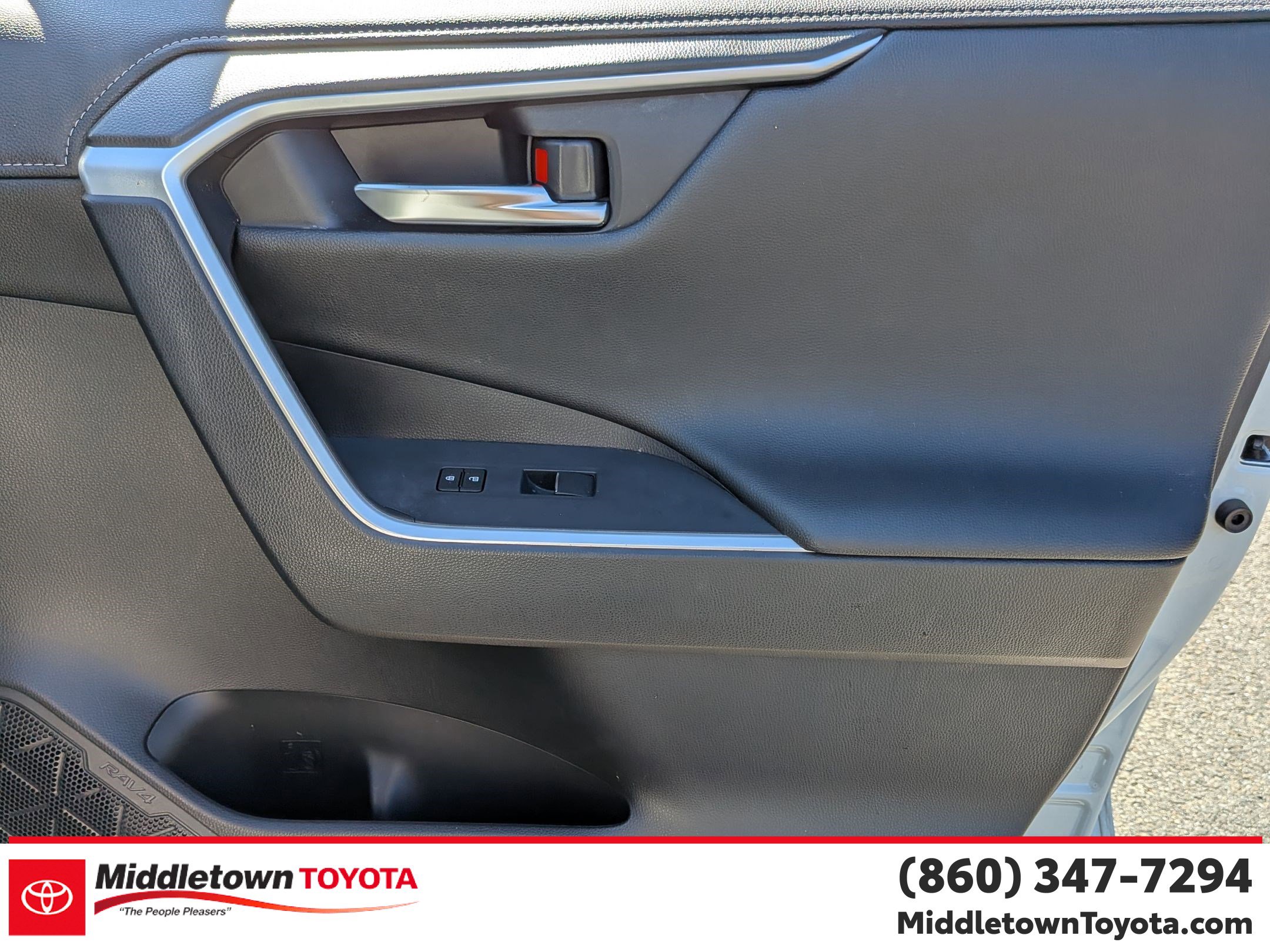 Used 2019 Toyota RAV4 Limited w/ Limited Grade Weather Package AWD/4WD image 37
