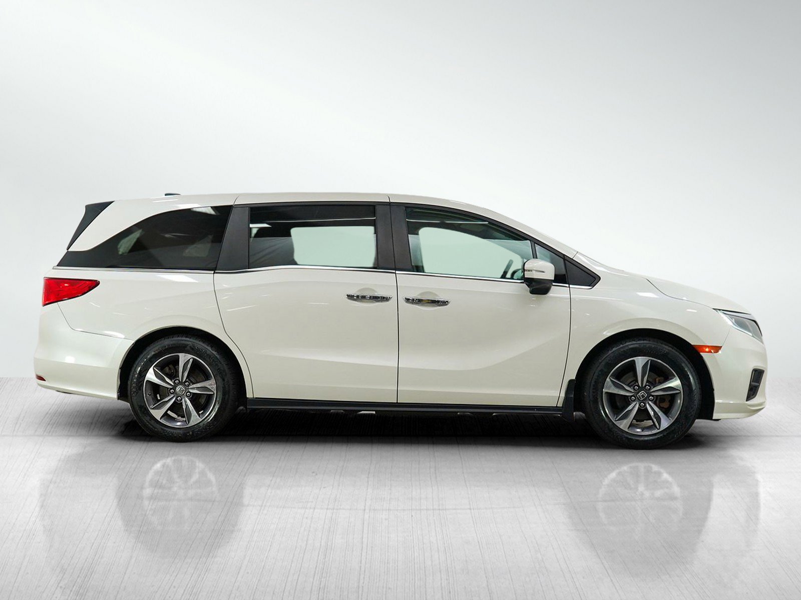 Used 2019 Honda Odyssey EX image 6