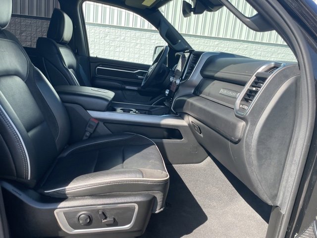 Used 2025 RAM 1500 Laramie image 15