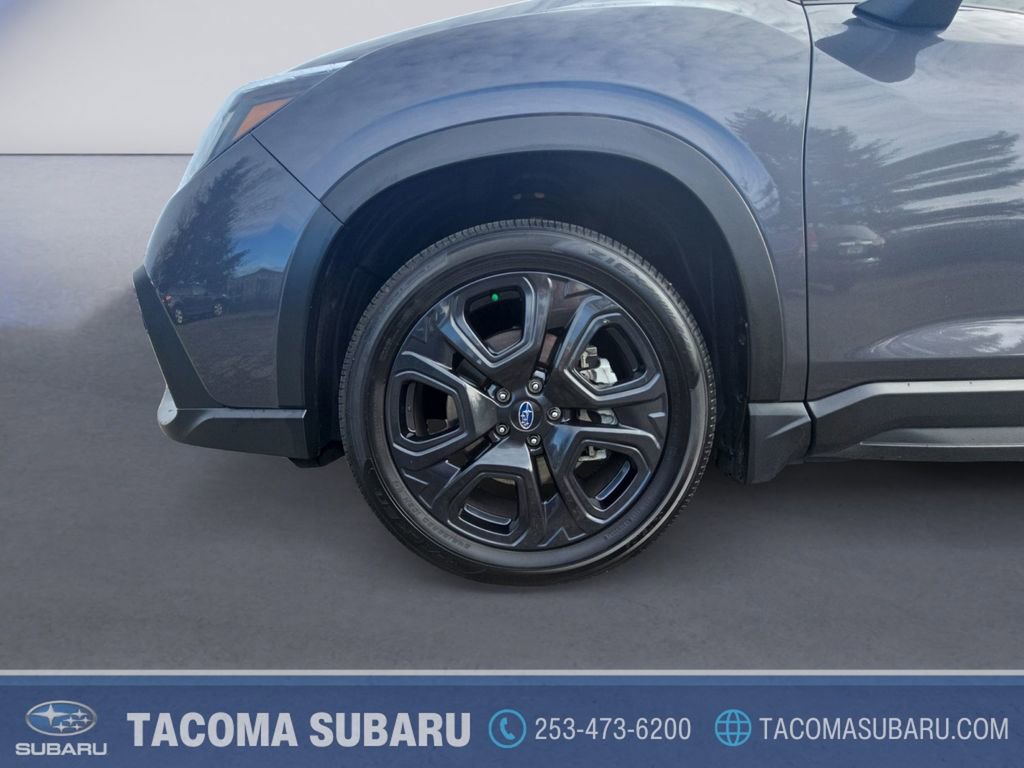 Used 2025 Subaru Ascent Bronze Edition image 11