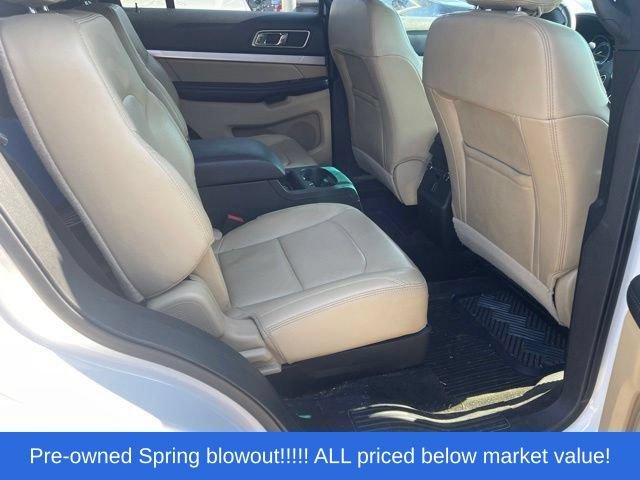 Used 2017 Ford Explorer XLT w/ Equipment Group 202A FWD image 24