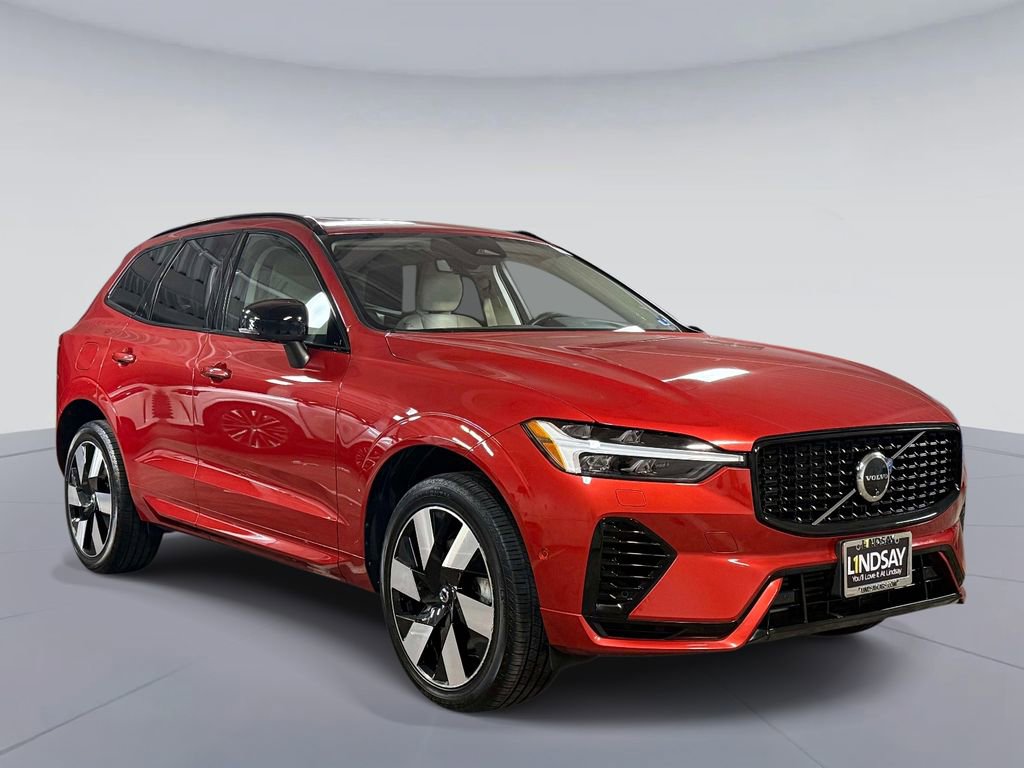 Used 2024 Volvo XC60 T8 Plus w/ Protection Package Premier image 9