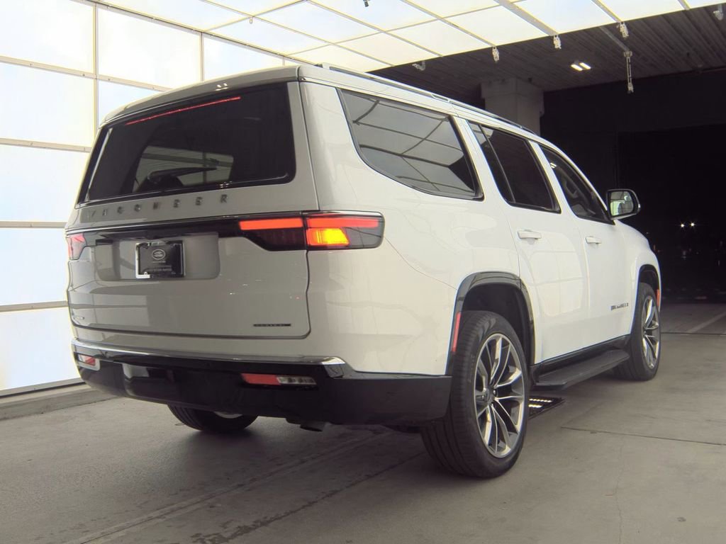 Used 2023 Jeep Wagoneer Series II w/ Premium Group I image 7