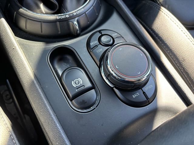 Used 2017 MINI Cooper Clubman S image 23