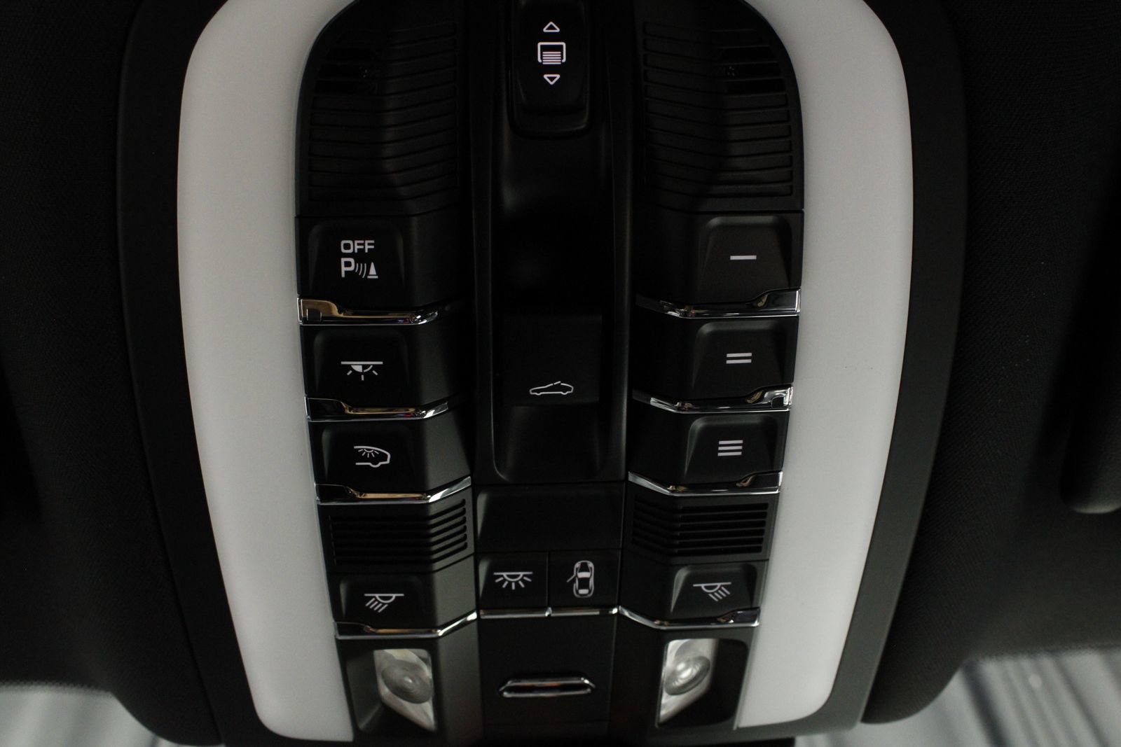 New 2026 Porsche Macan S AWD/4WD image 38